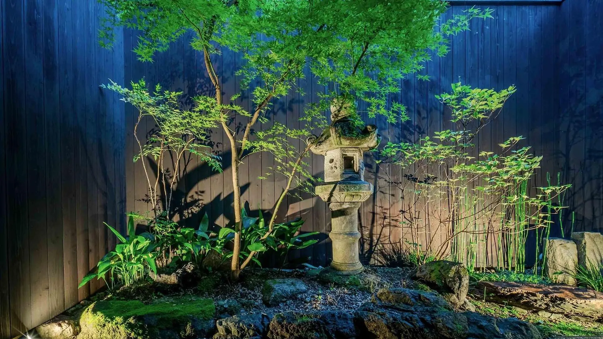 Izuki Machiya House Villa Kyoto Japan